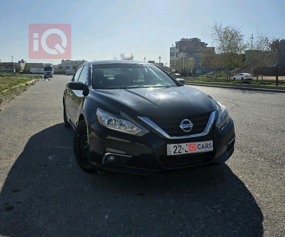 نيسان ألتيما